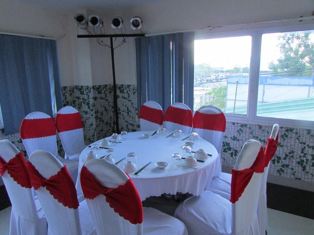 Hung Thinh Hotel Quy Nhơn Exterior foto
